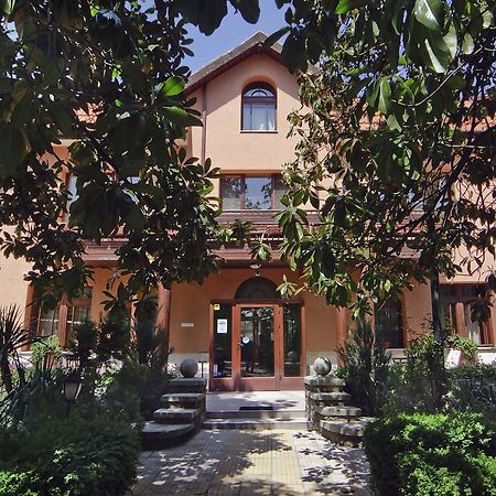 Anita House Hotell Perushtitsa Eksteriør bilde